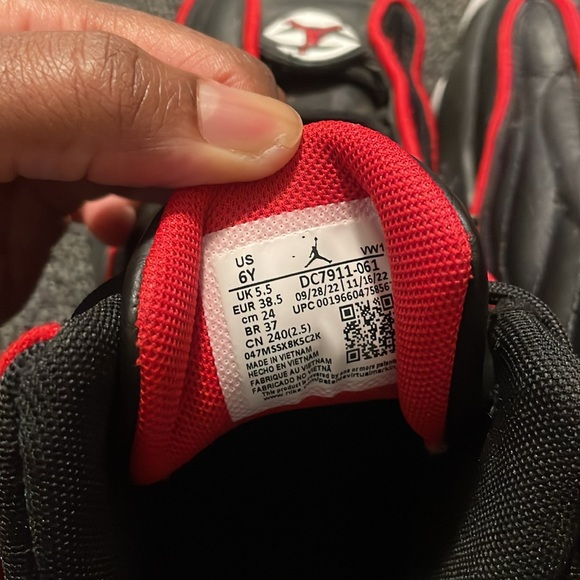 Black & Red Jordans - Picture 7 of 7